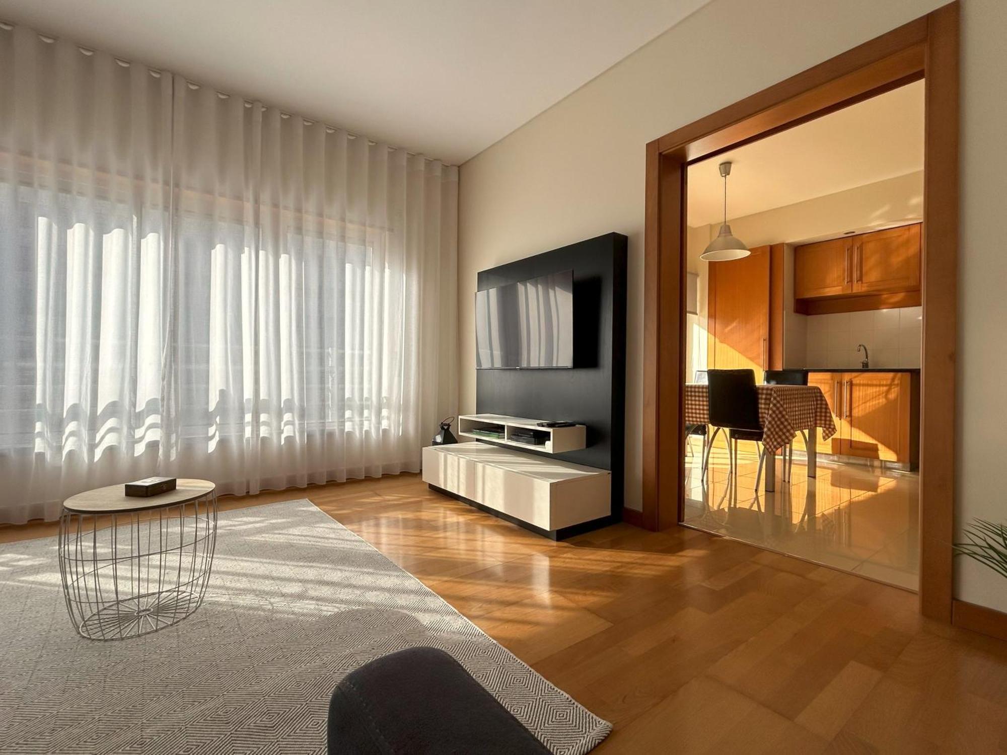 Oceanus Executive Apartment Понта Делгада Екстериор снимка